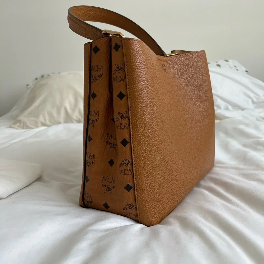 MCM sarah visetos hobo - Picture 5 of 16